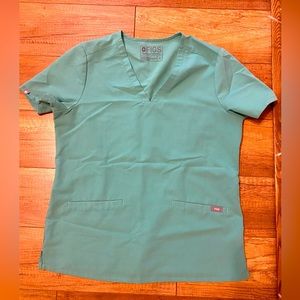 SURGICAL GREEN Figs